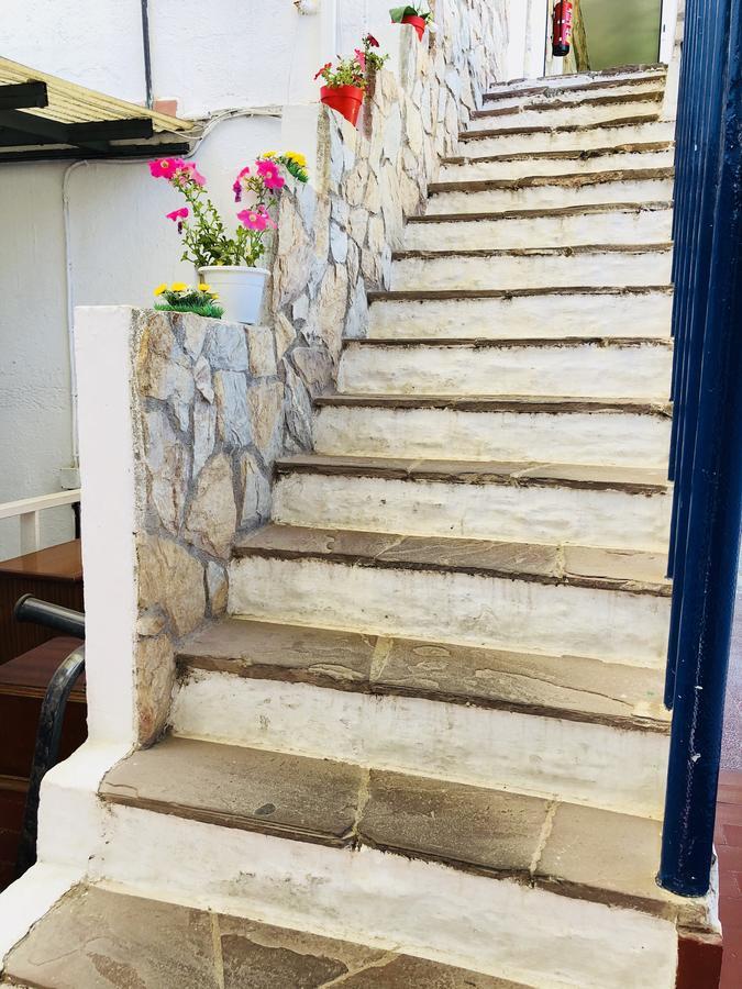 卡里拉 尤尼沃思旅馆酒店 外观 照片