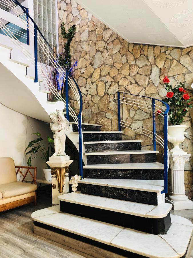 卡里拉 尤尼沃思旅馆酒店 外观 照片